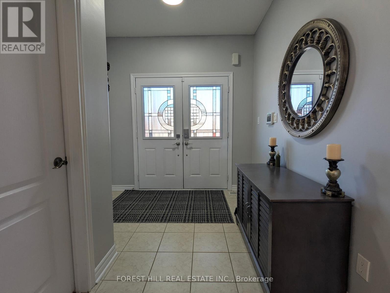 31 Connaught Lane, Barrie, Ontario  L4M 0A6 - Photo 6 - S13010172