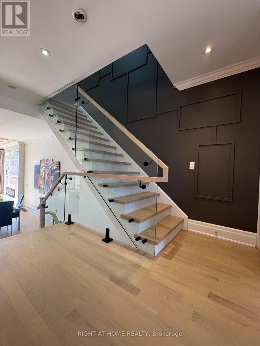 58b Thirty Second Street, Toronto, Ontario  M8W 3G5 - Photo 13 - W13010168