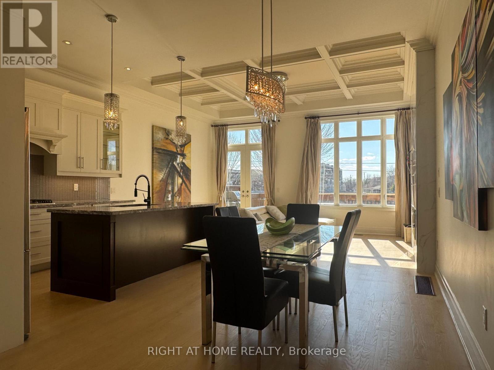 58b Thirty Second Street, Toronto, Ontario  M8W 3G5 - Photo 5 - W13010168