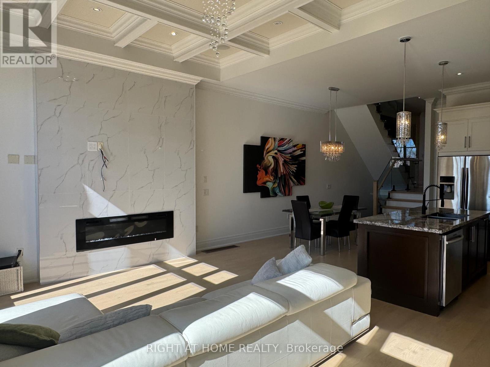 58b Thirty Second Street, Toronto, Ontario  M8W 3G5 - Photo 8 - W13010168