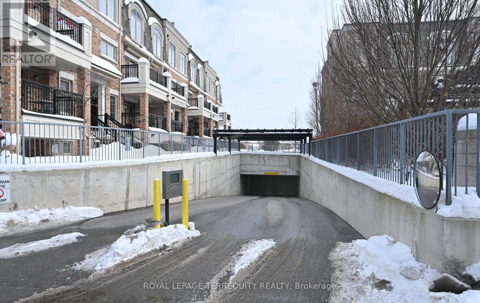 95 - 2441 Greenwich Drive, Oakville, Ontario  L6M 0S3 - Photo 23 - W13010184