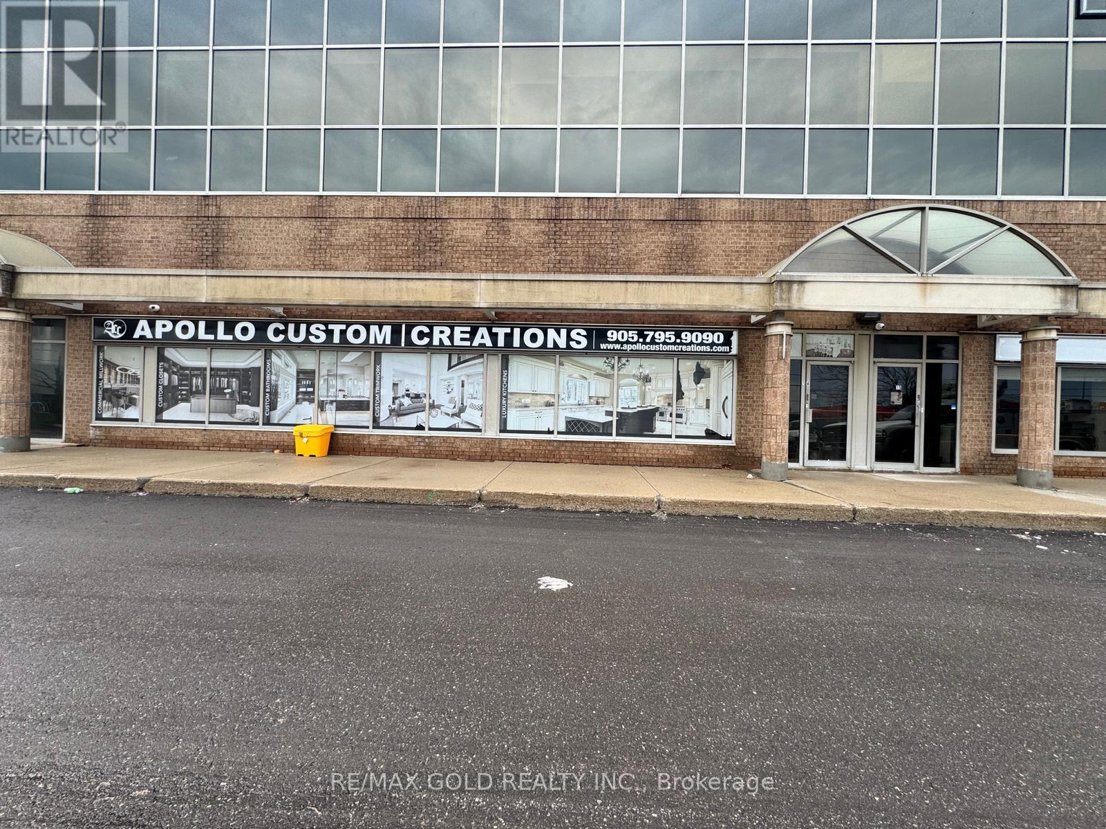 6660 Kennedy Road, Mississauga, Ontario  L5T 2M9 - Photo 2 - W13010186