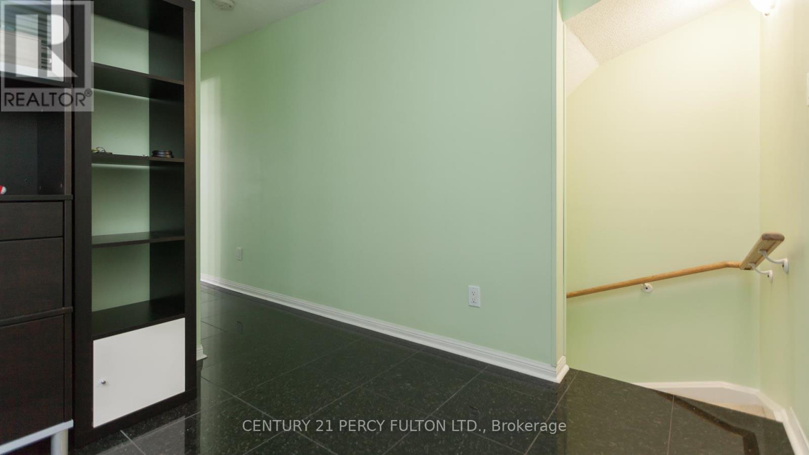 112 - 20 Machells Avenue N, Toronto, Ontario  M6K 3H8 - Photo 13 - W13010212