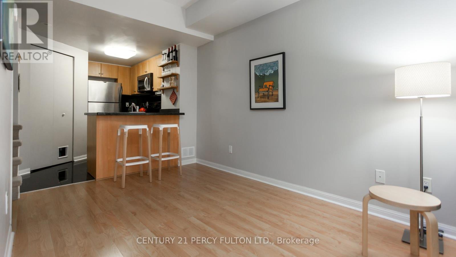 112 - 20 Machells Avenue N, Toronto, Ontario  M6K 3H8 - Photo 6 - W13010212