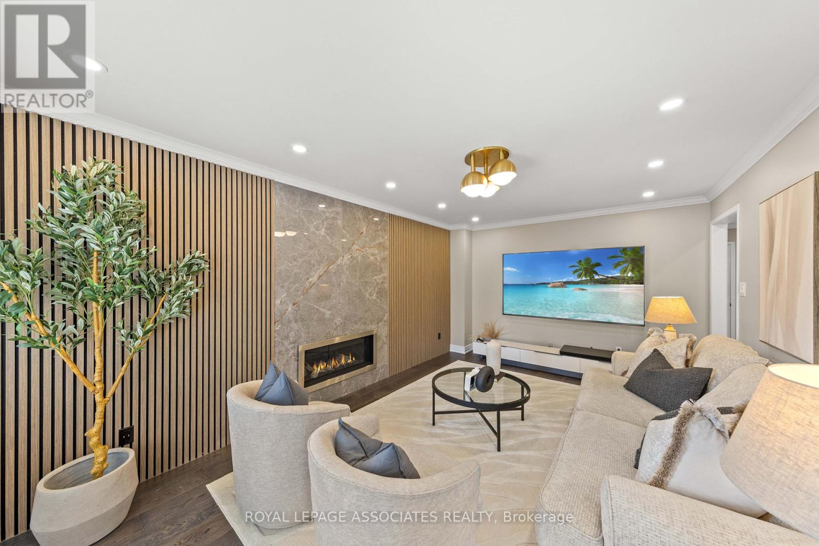 33 Hutton Crescent, Caledon, Ontario  L7C 1A3 - Photo 17 - W13010230