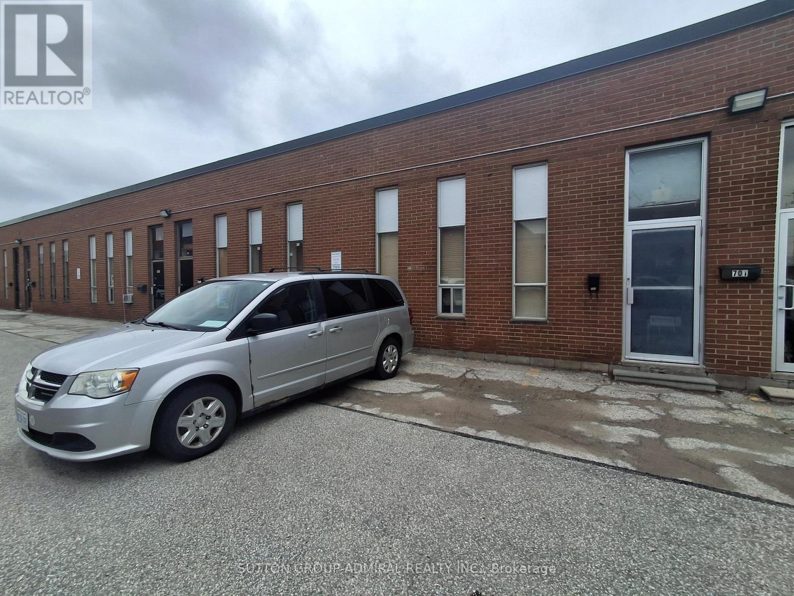 703 GARYRAY DRIVE, Toronto, Ontario