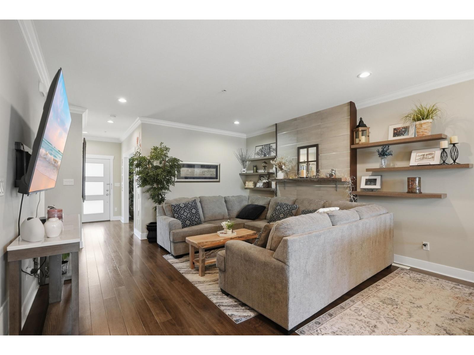 20919 80 Avenue, Langley, British Columbia  V2Y 0R3 - Photo 4 - R3111907