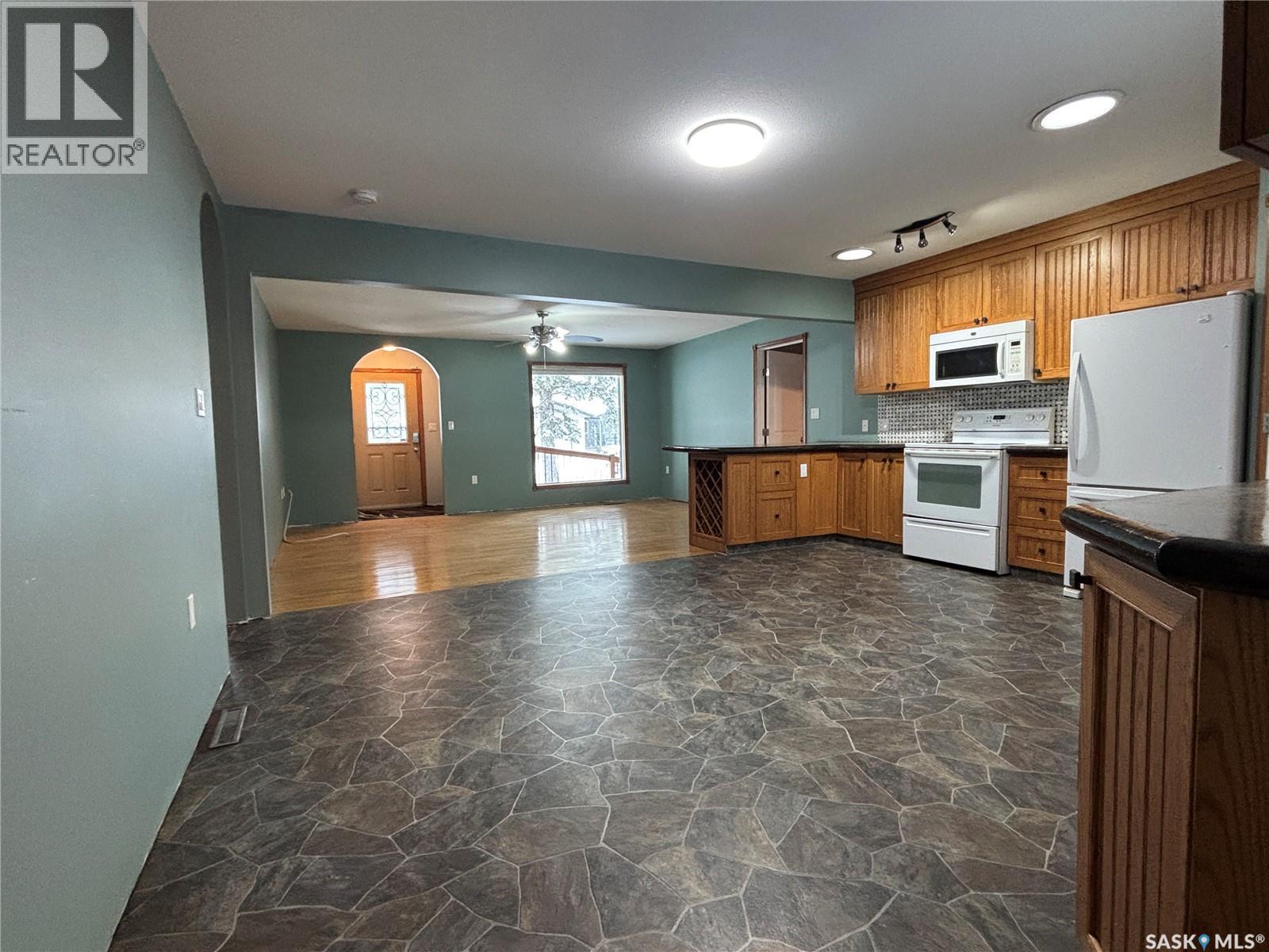 413 Maple Street, Maple Creek, Saskatchewan  S0N 1N0 - Photo 16 - SK033144