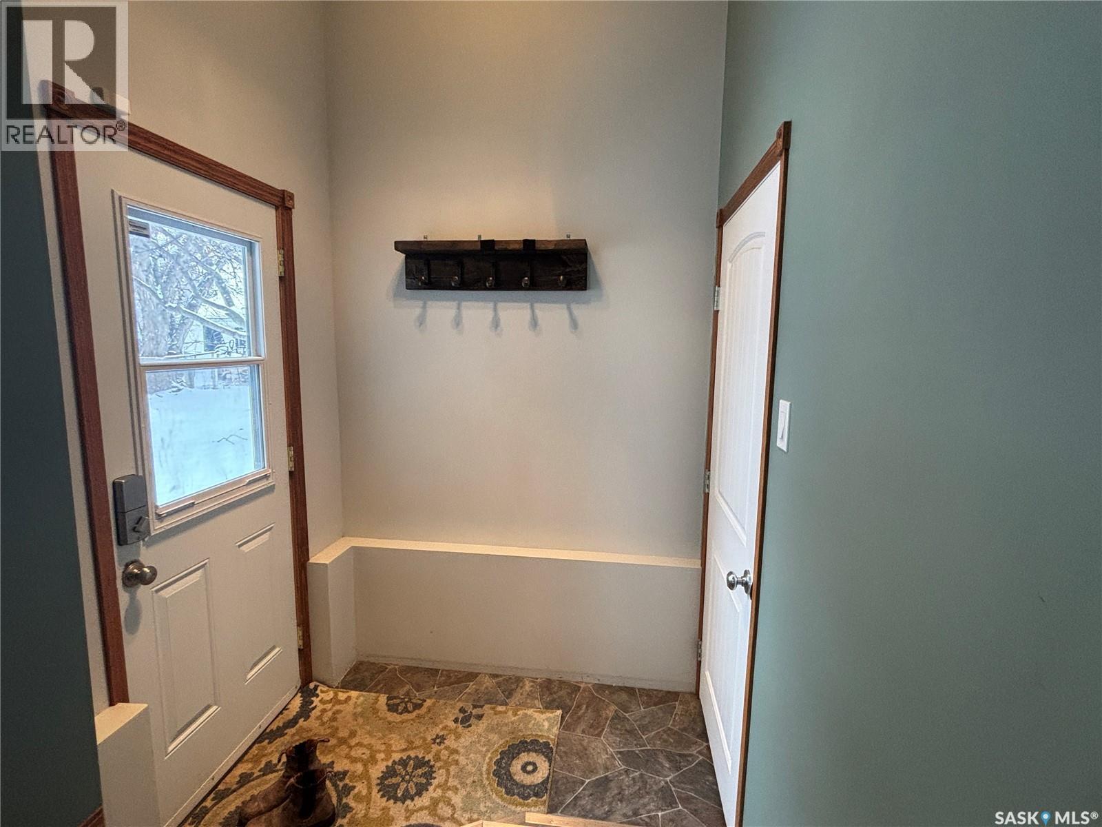 413 Maple Street, Maple Creek, Saskatchewan  S0N 1N0 - Photo 17 - SK033144