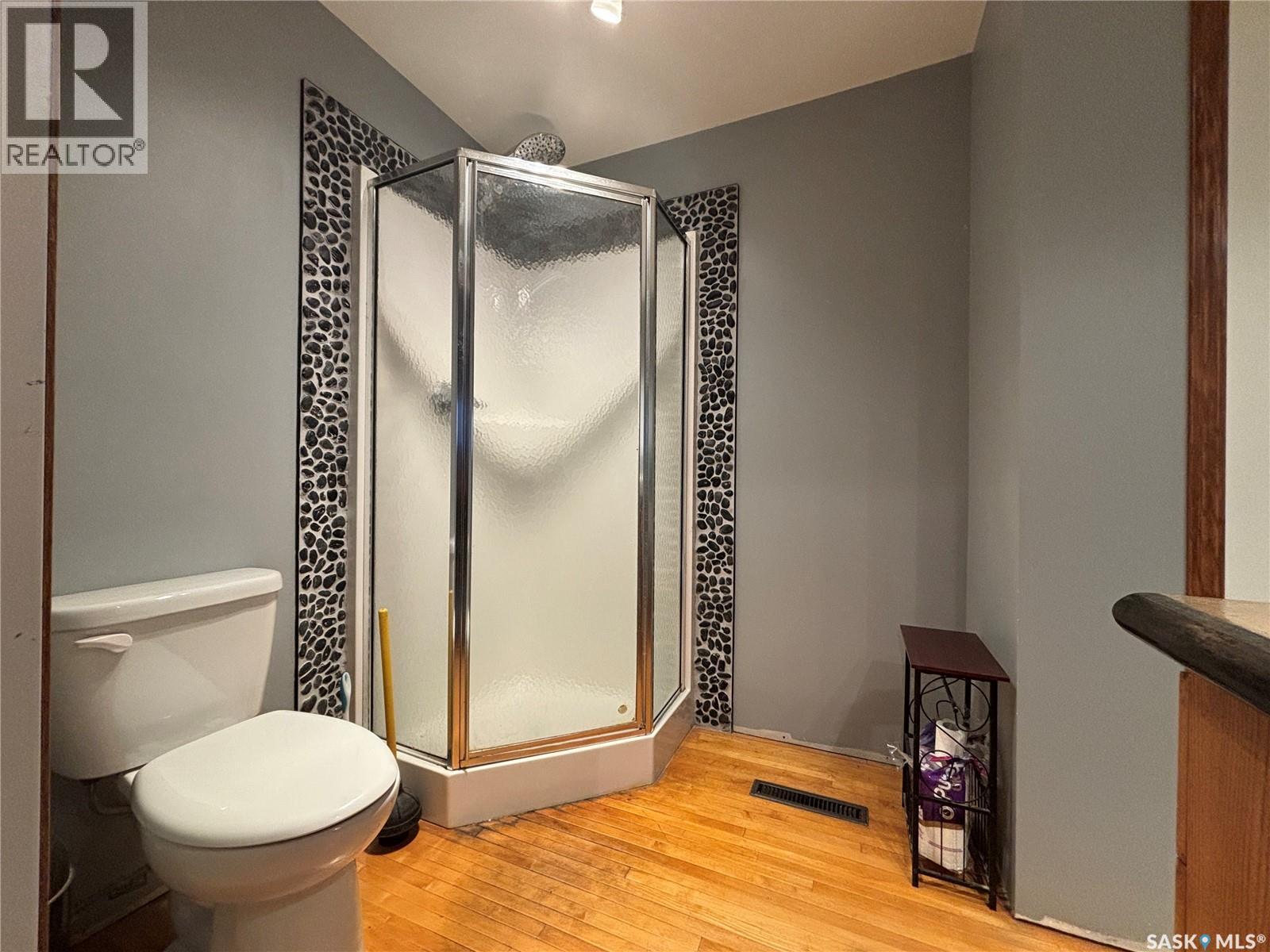 413 Maple Street, Maple Creek, Saskatchewan  S0N 1N0 - Photo 21 - SK033144