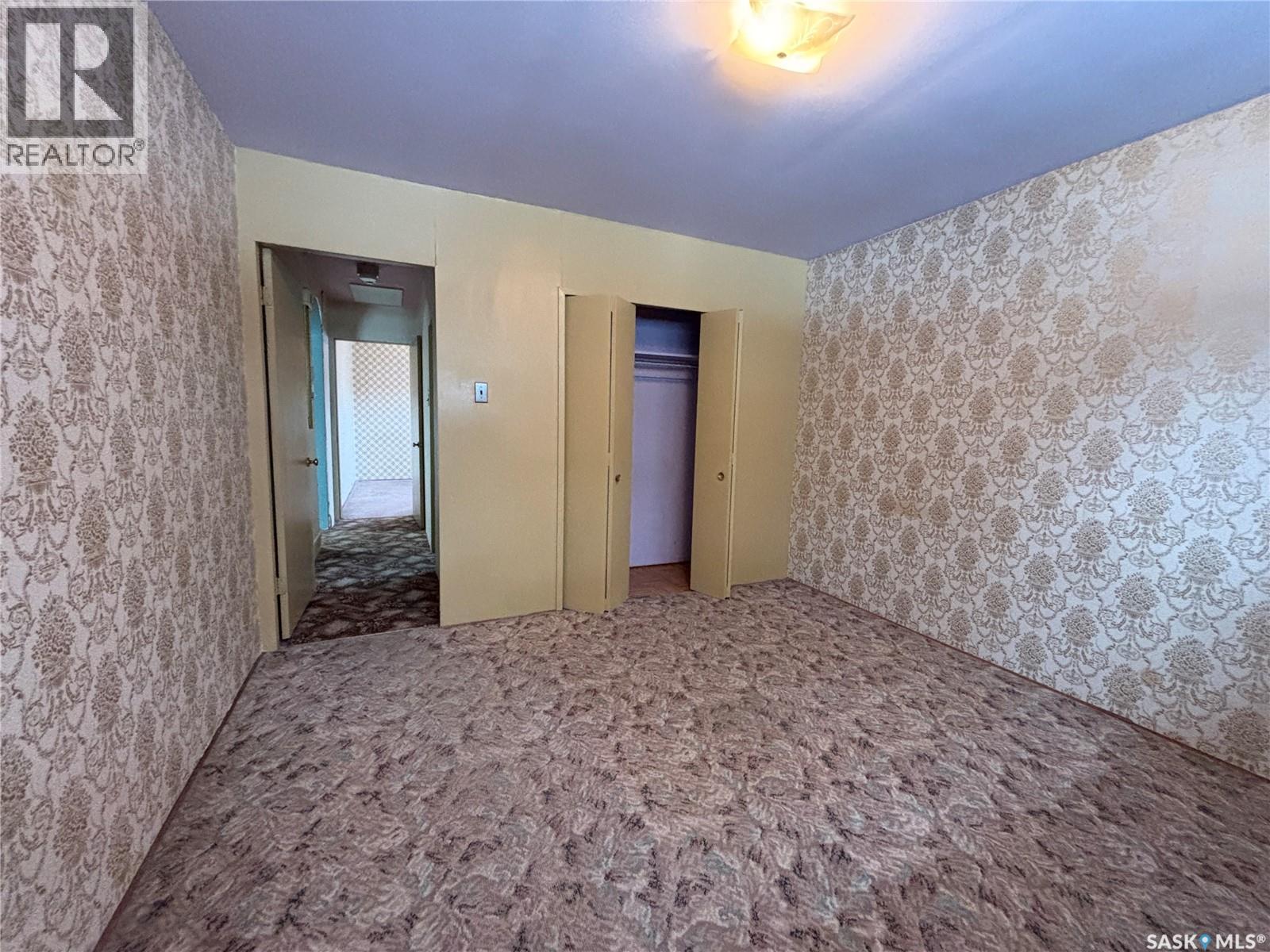 413 Maple Street, Maple Creek, Saskatchewan  S0N 1N0 - Photo 24 - SK033144