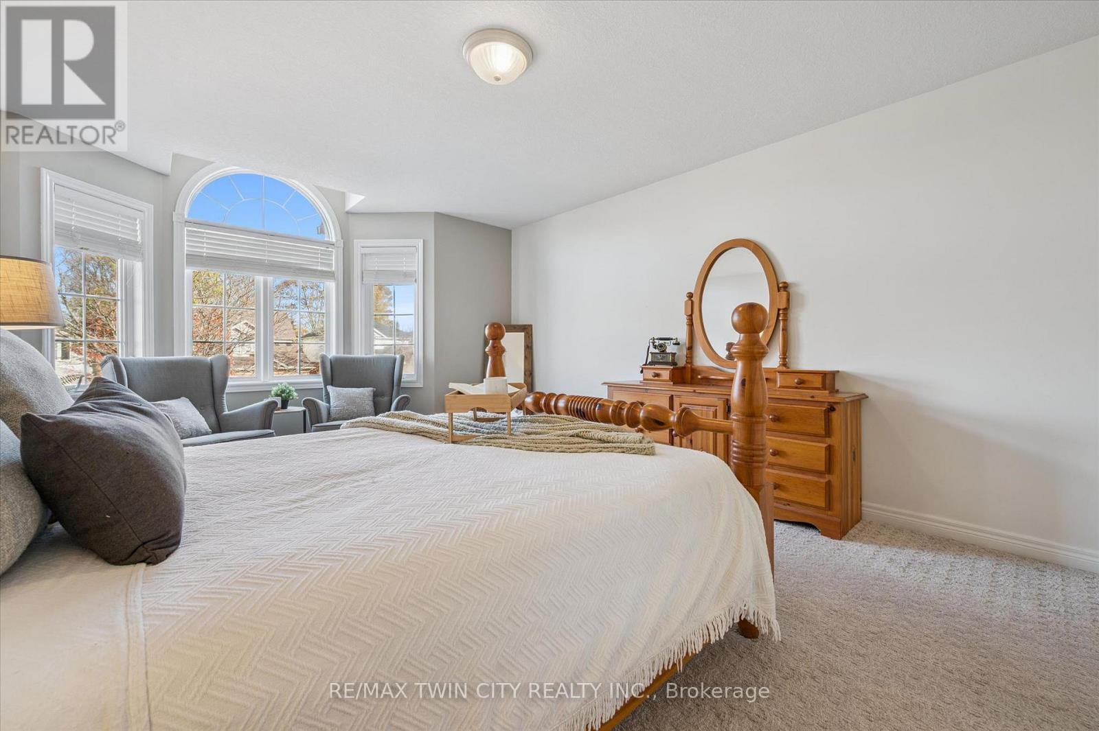 7 Hearthbridge Street, Kitchener, Ontario  N2R 1L5 - Photo 25 - X13010174