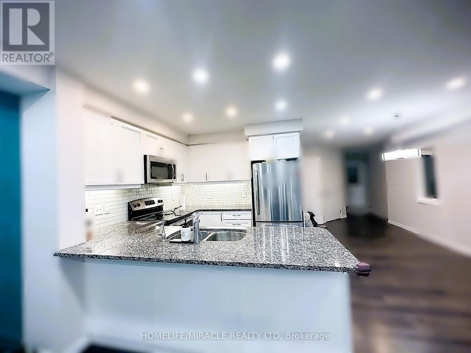 10 Meadowridge Street, Kitchener, Ontario  N2P 0E2 - Photo 8 - X13010200