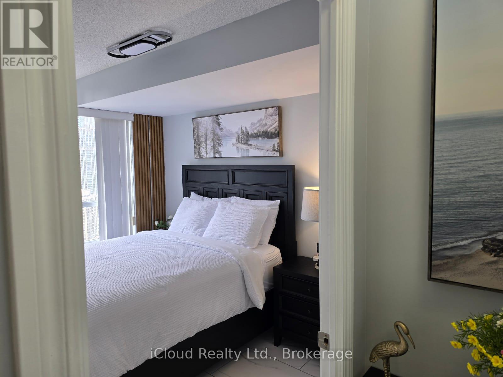 3114 - 310 Burnhamthorpe Road W, Mississauga, Ontario  L5B 4P9 - Photo 13 - W12948492