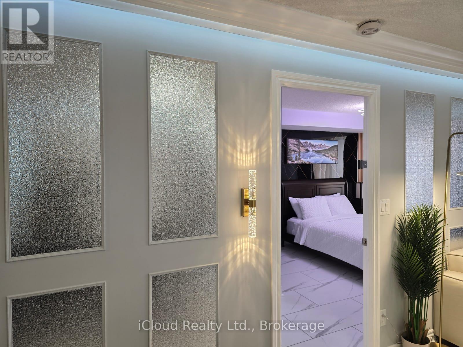 3114 - 310 Burnhamthorpe Road W, Mississauga, Ontario  L5B 4P9 - Photo 17 - W12948492