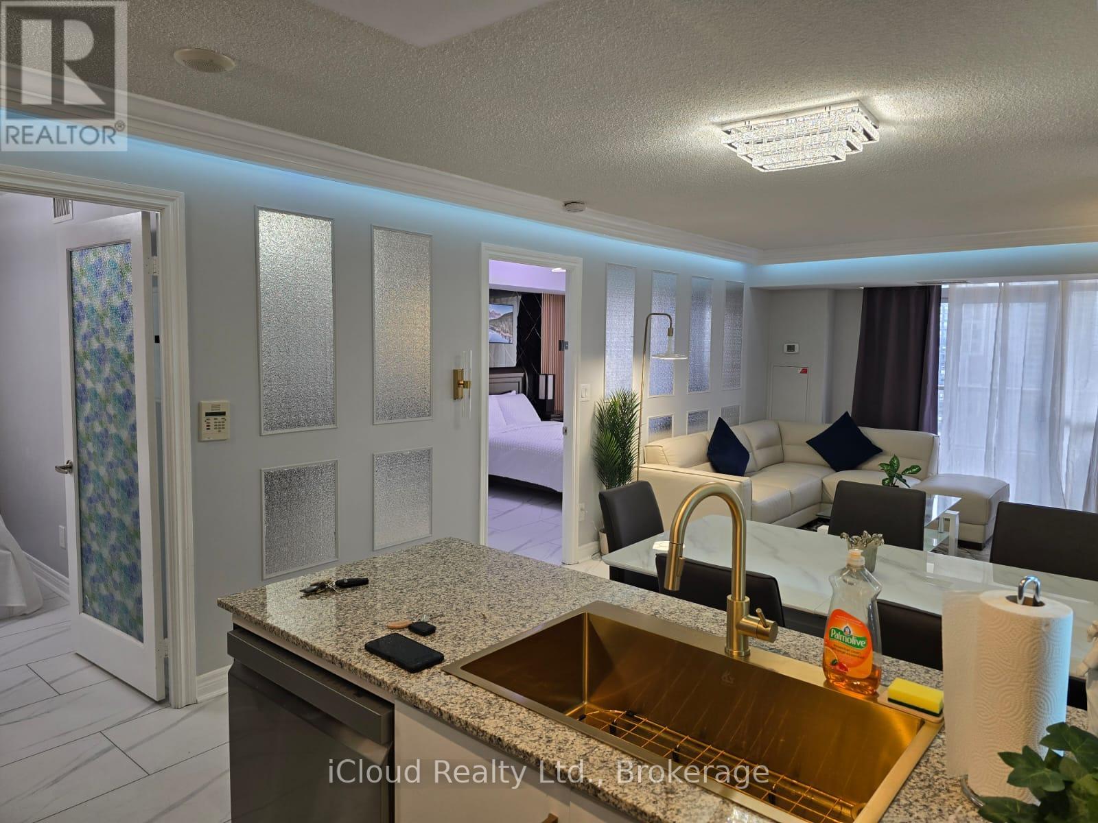 3114 - 310 Burnhamthorpe Road W, Mississauga, Ontario  L5B 4P9 - Photo 22 - W12948492