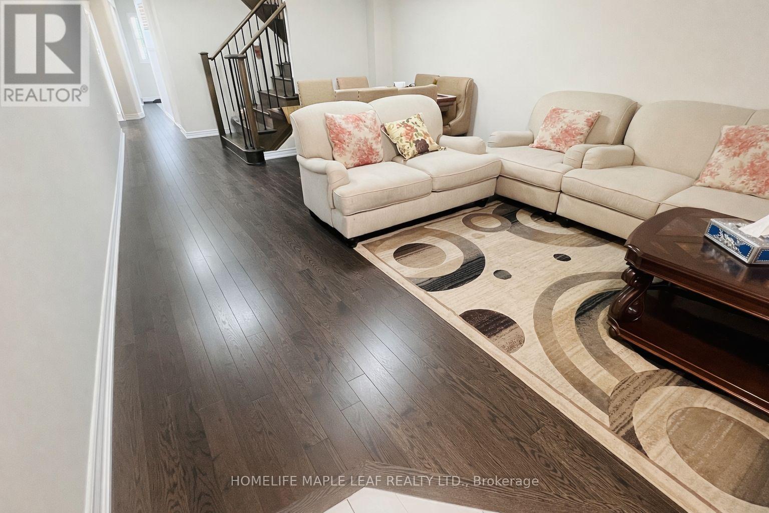 67 Folgate Crescent, Brampton, Ontario  L6R 4A7 - Photo 4 - W12988520