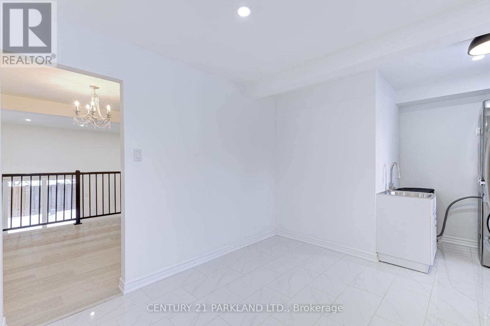 #83 - 2145 Sherobee Road, Mississauga, Ontario  L5A 3G8 - Photo 17 - W12998840