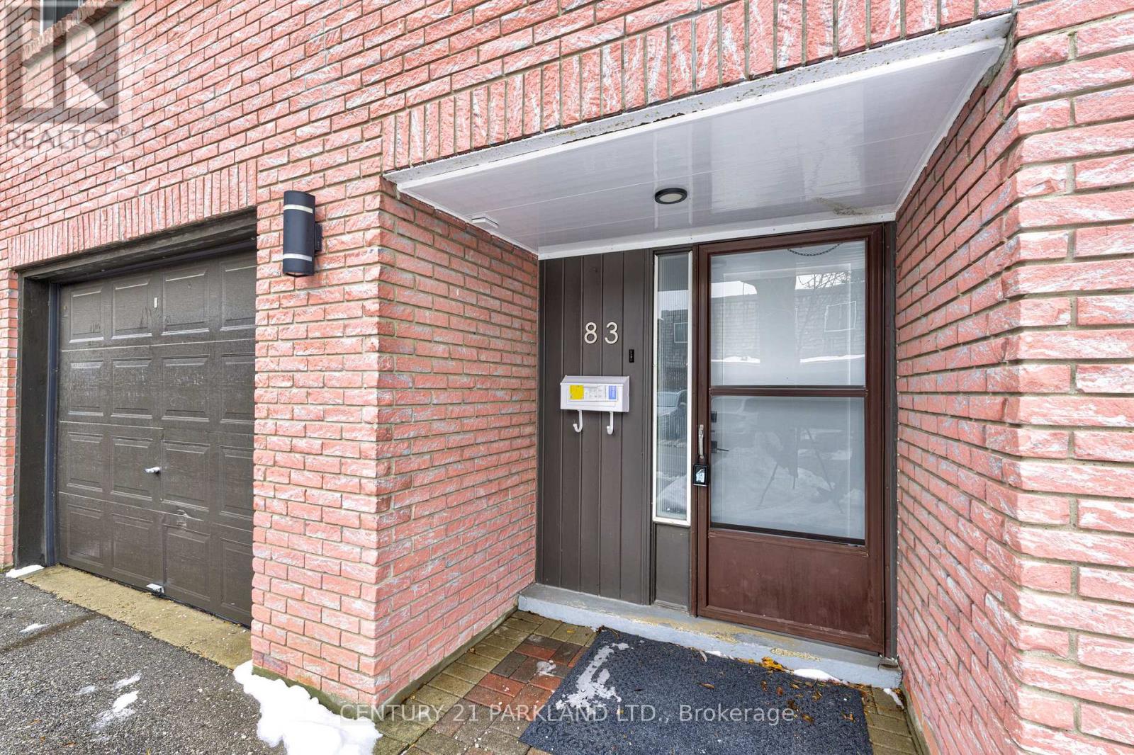 #83 - 2145 Sherobee Road, Mississauga, Ontario  L5A 3G8 - Photo 2 - W12998840