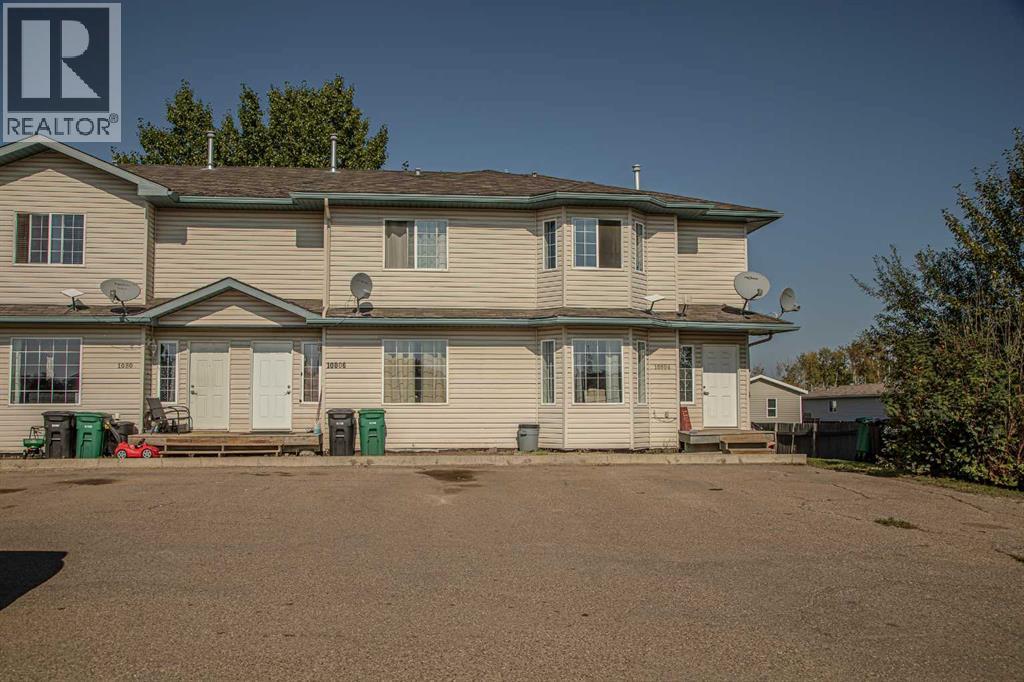 10808 100 Avenue, High Level, Alberta  T0H 1Z0 - Photo 1 - A2212246