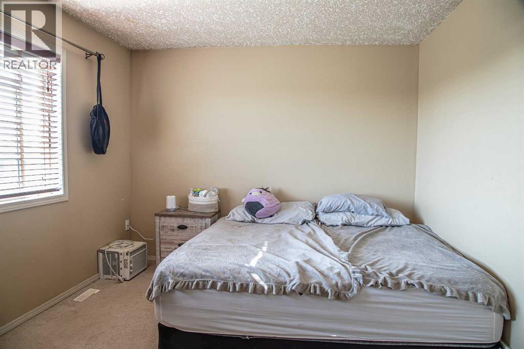 10808 100 Avenue, High Level, Alberta  T0H 1Z0 - Photo 11 - A2212246