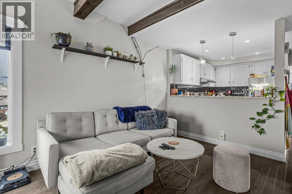 9, 420 Squirrel Street, Banff, Alberta  T1L 1G5 - Photo 11 - A2297057