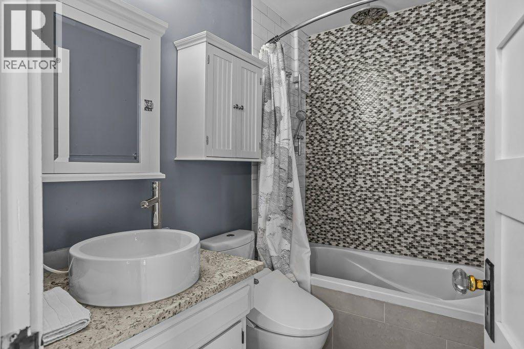 9, 420 Squirrel Street, Banff, Alberta  T1L 1G5 - Photo 15 - A2297057