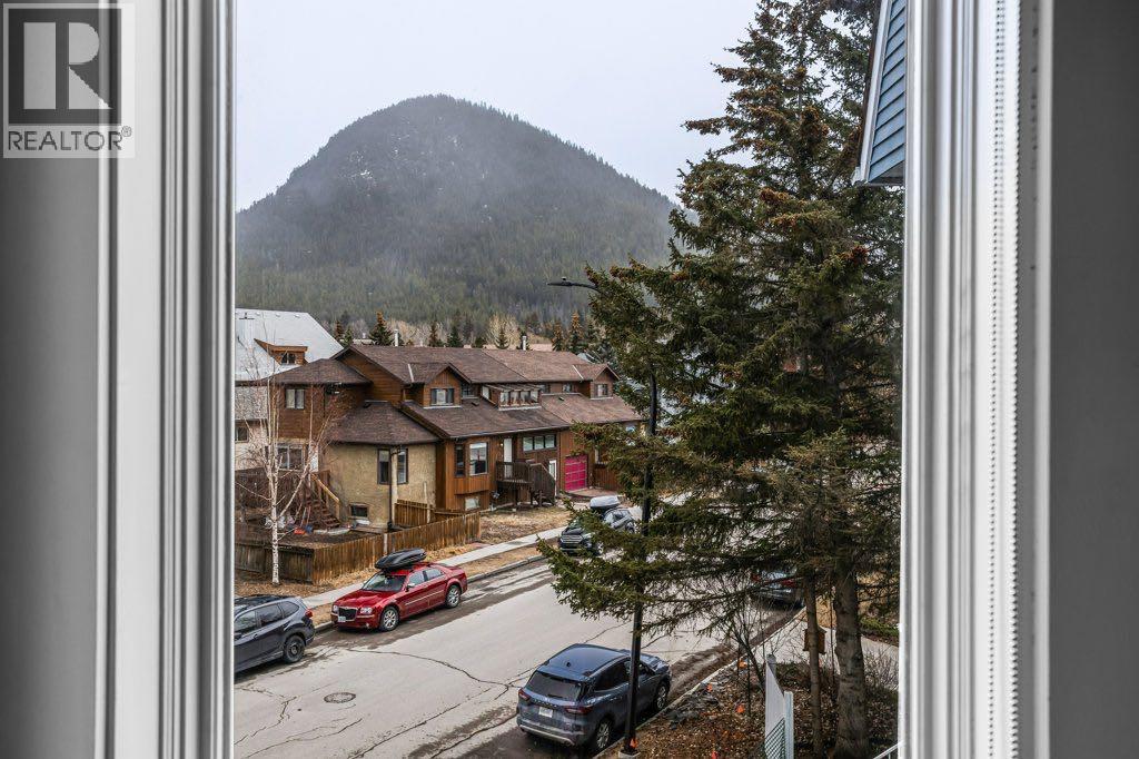 9, 420 Squirrel Street, Banff, Alberta  T1L 1G5 - Photo 37 - A2297057