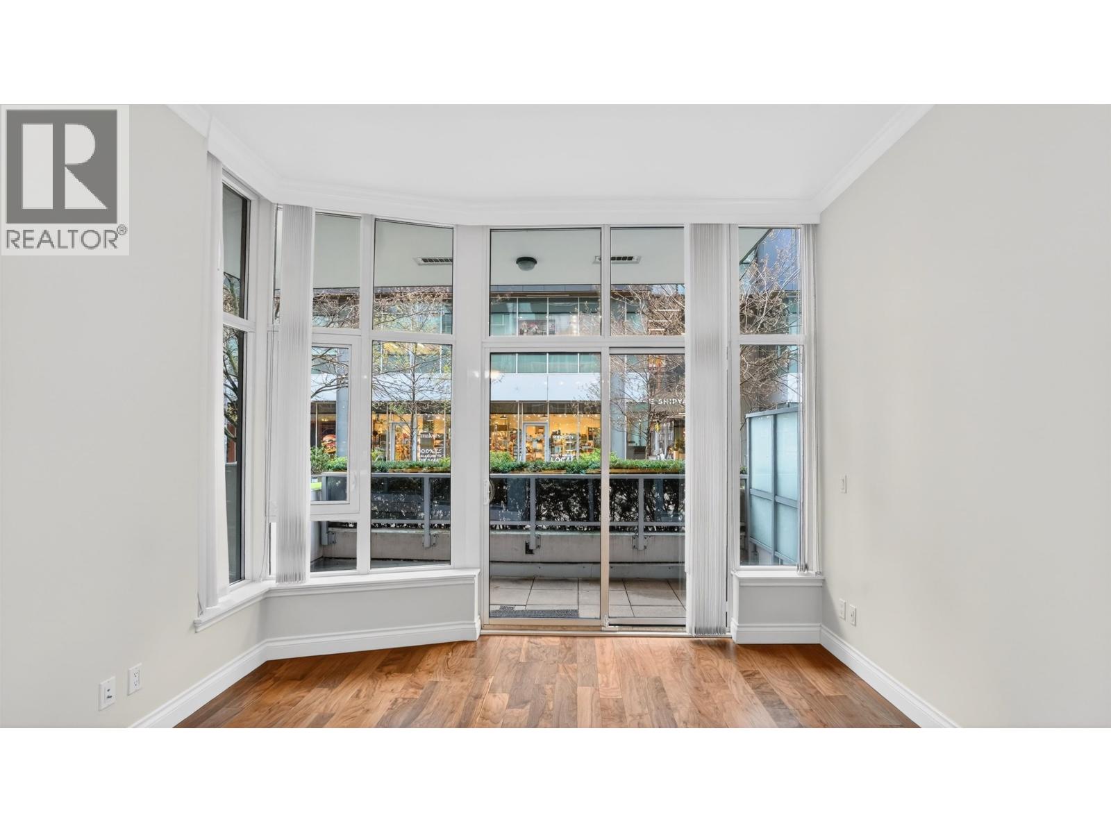 110 175 Victory Ship Way, North Vancouver, British Columbia  V7L 0G1 - Photo 8 - R3112641