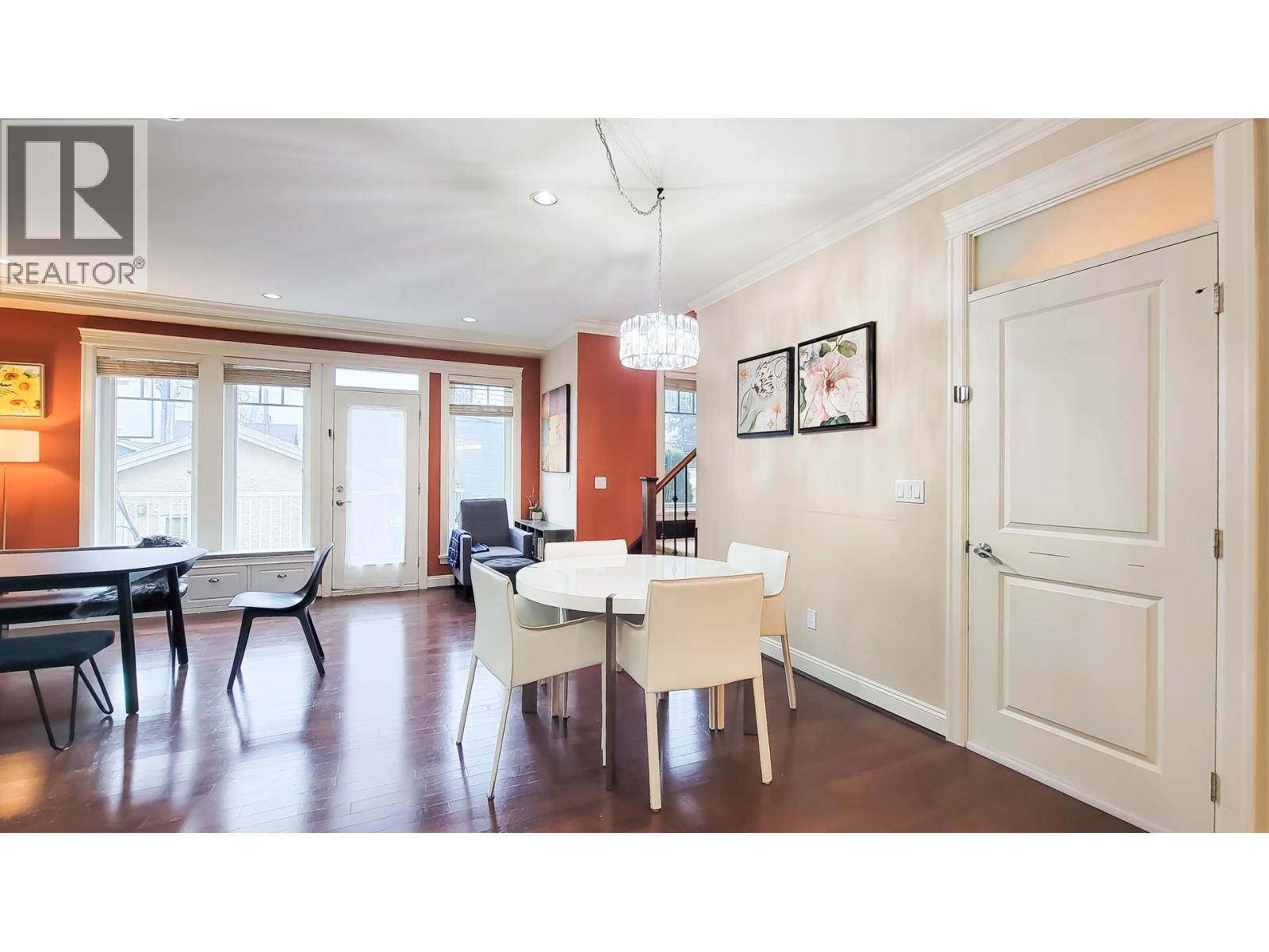 203 E 18th Street, North Vancouver, British Columbia  V7L 2X7 - Photo 6 - R3112646