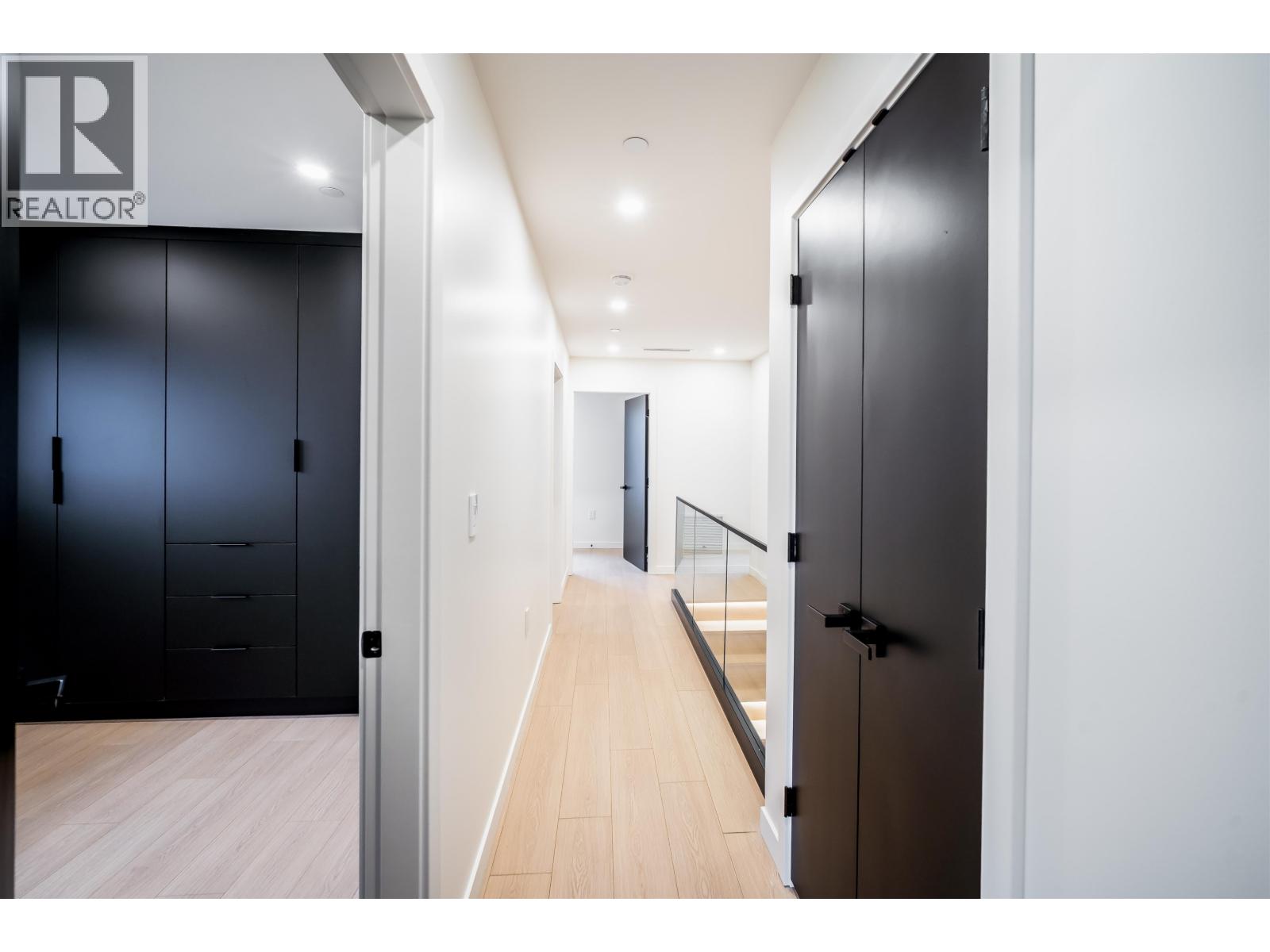 7962 Inverness Street, Vancouver, British Columbia  V5X 4H7 - Photo 12 - R3112648