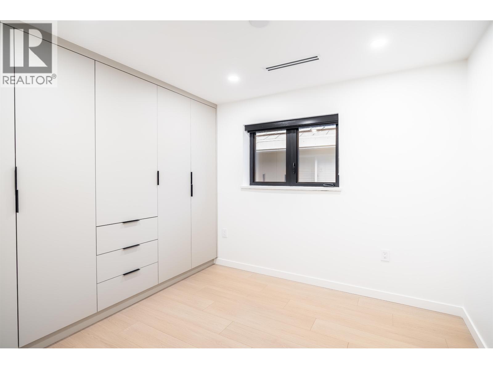 7960 Inverness Street, Vancouver, British Columbia  V5X 4H7 - Photo 14 - R3112650