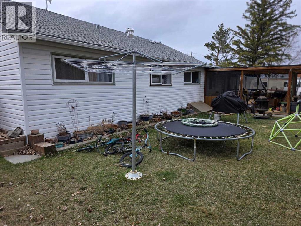 221 Heritage Road, Barnwell, Alberta  T0K 0B0 - Photo 35 - A2302776