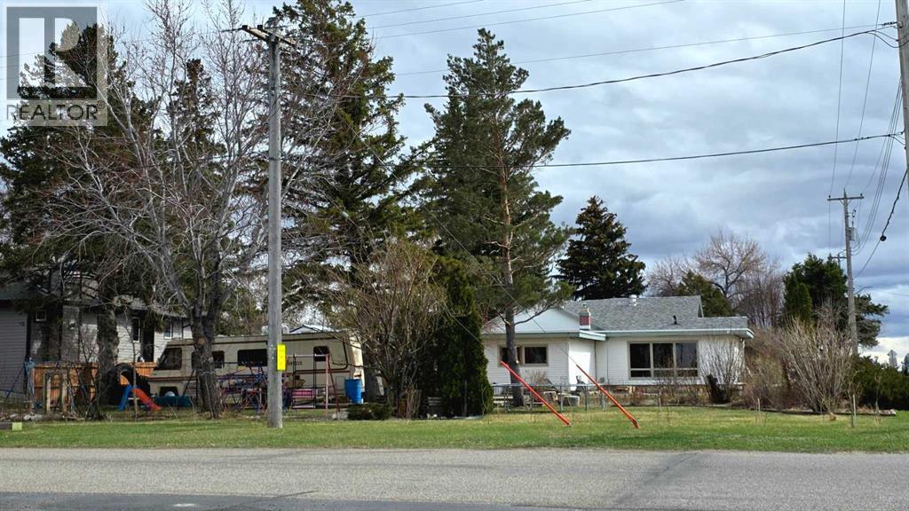 221 Heritage Road, Barnwell, Alberta  T0K 0B0 - Photo 4 - A2302776