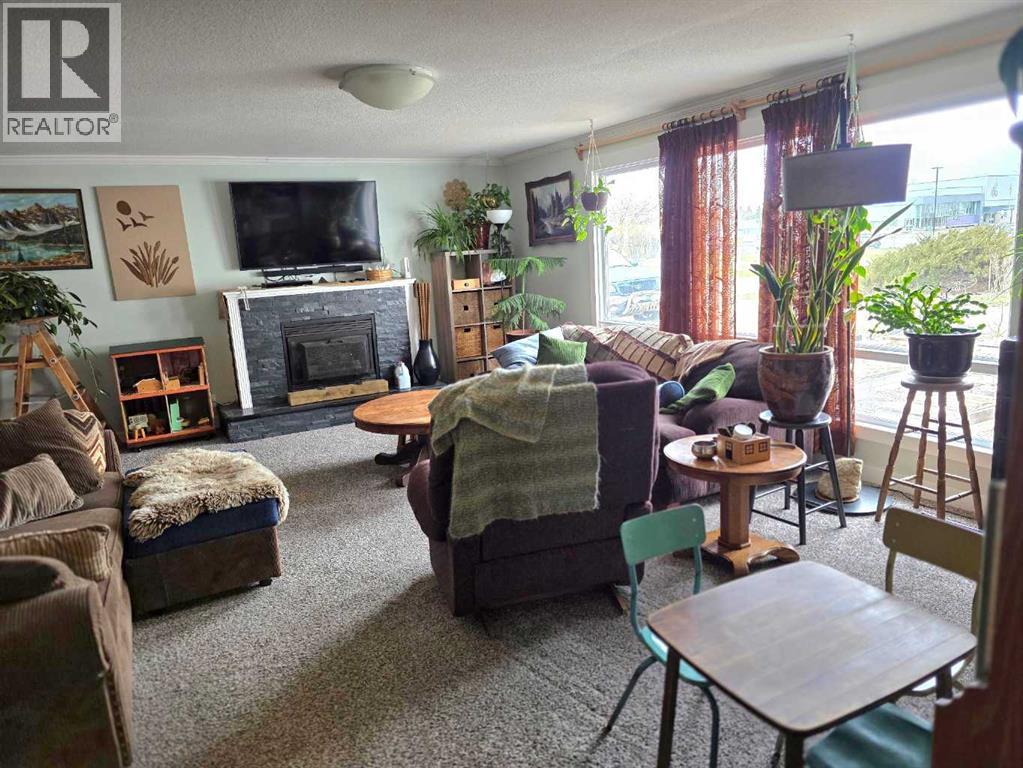 221 Heritage Road, Barnwell, Alberta  T0K 0B0 - Photo 9 - A2302776