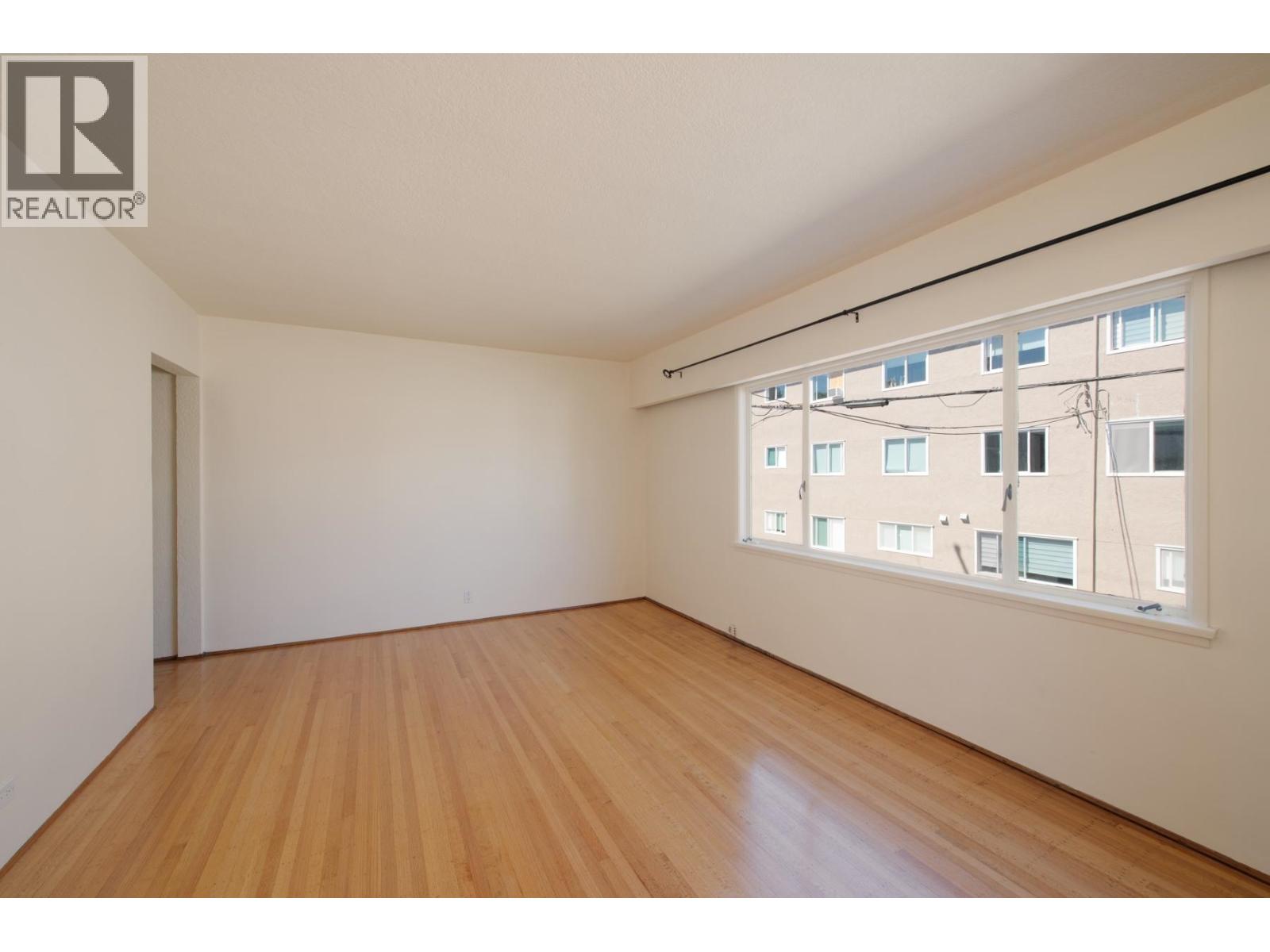 4 1339 71 Street, Vancouver, British Columbia  V6P 3B3 - Photo 4 - R3112652