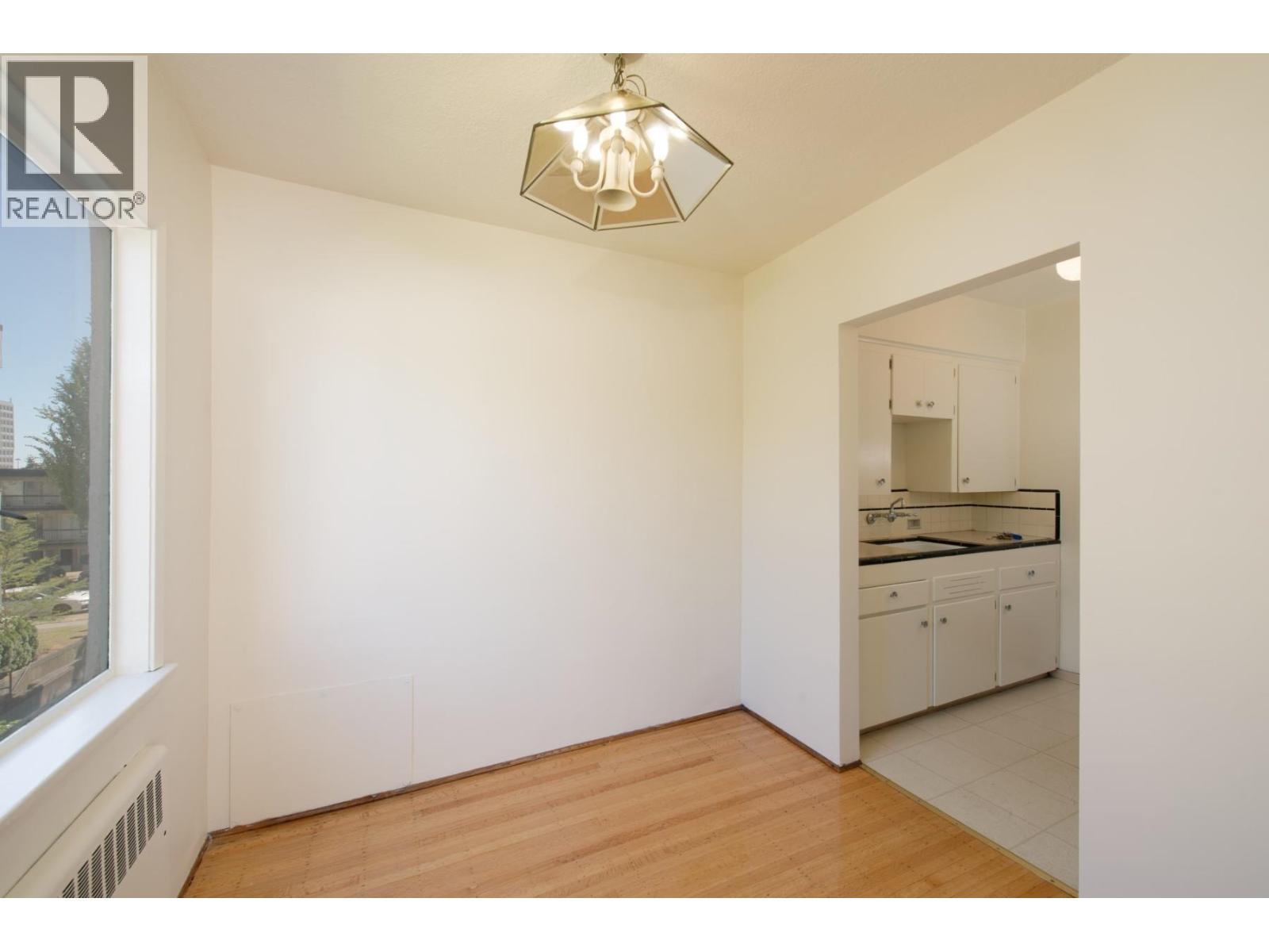 4 1339 71 Street, Vancouver, British Columbia  V6P 3B3 - Photo 5 - R3112652