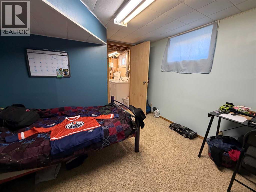 330 3 Avenue E, Bow Island, Alberta  T0K 0G0 - Photo 25 - A2289164