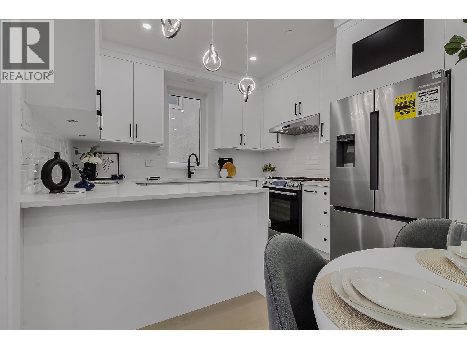 583 E 60th Avenue, Vancouver, British Columbia  V5X 2A2 - Photo 9 - R3112636