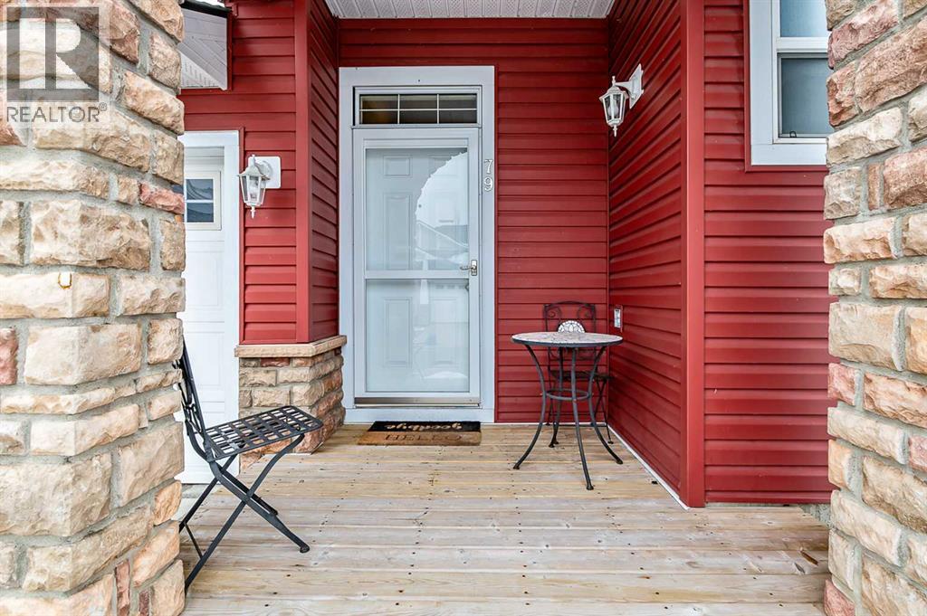 79 Tucker Circle, Okotoks, Alberta  T1S 2J7 - Photo 2 - A2298937