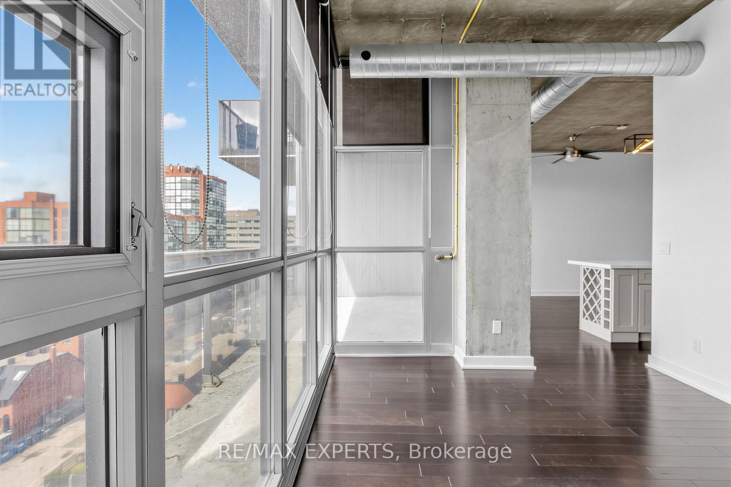 902 - 60 Bathurst Street, Toronto, Ontario  M5V 2P7 - Photo 18 - C13010244