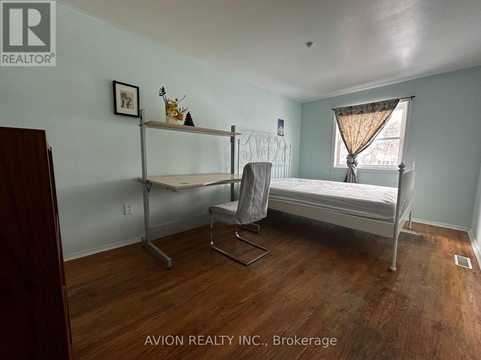 Main - 53 Brian Drive, Toronto, Ontario  M2J 3Y1 - Photo 4 - C13010276