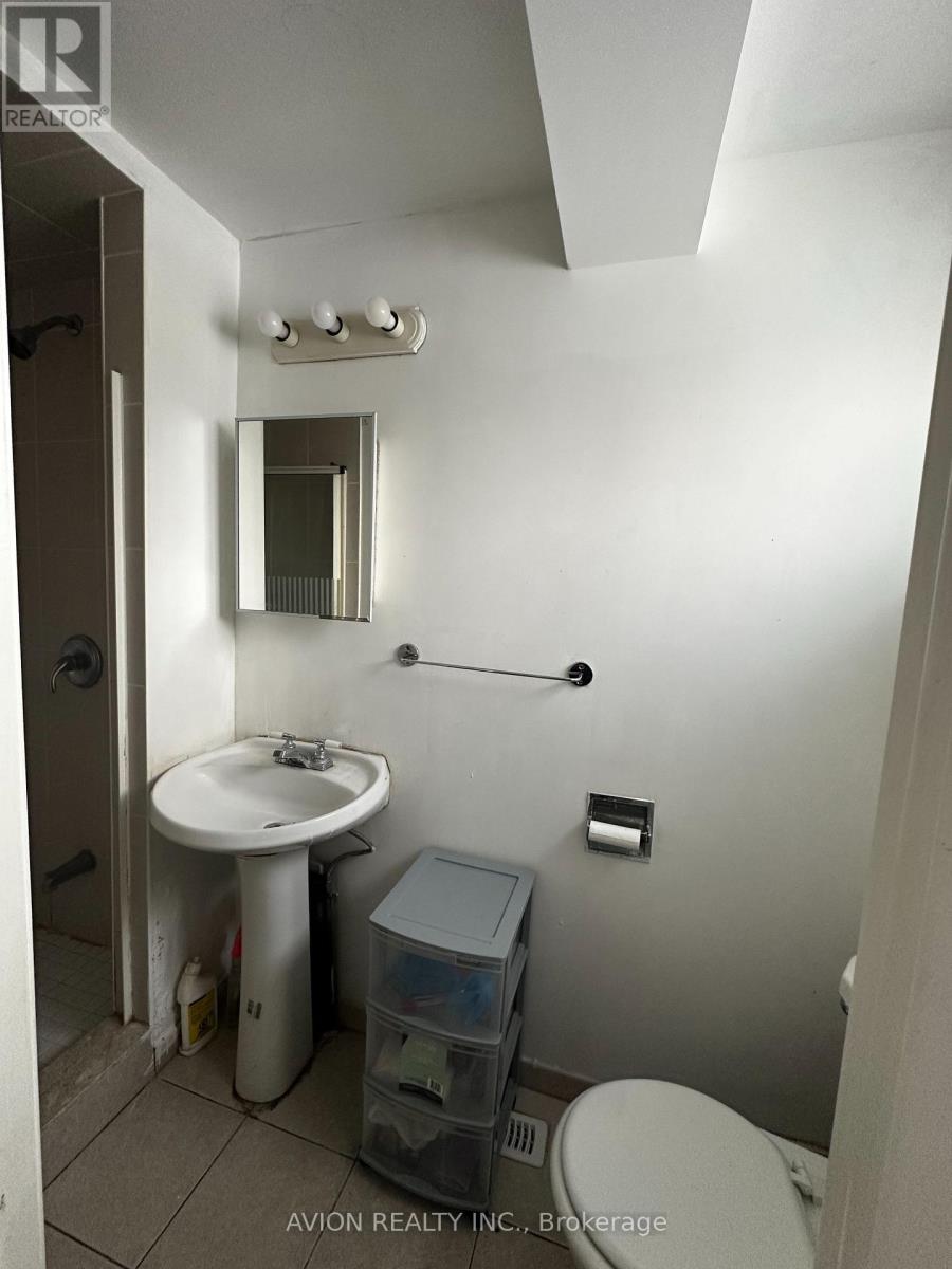 Main - 53 Brian Drive, Toronto, Ontario  M2J 3Y1 - Photo 7 - C13010276