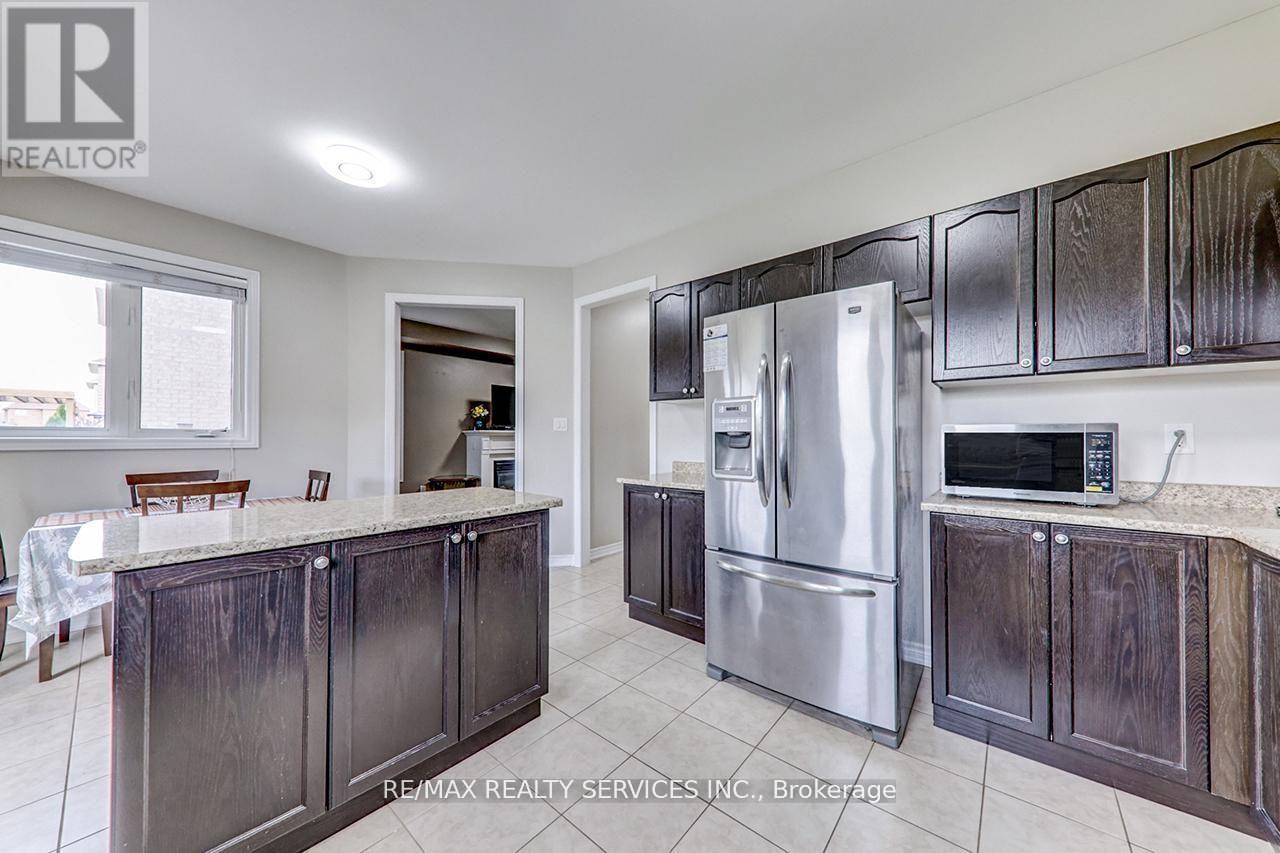 2179 Dawson Crescent, Innisfil, Ontario  L9B 0H1 - Photo 15 - N13010258