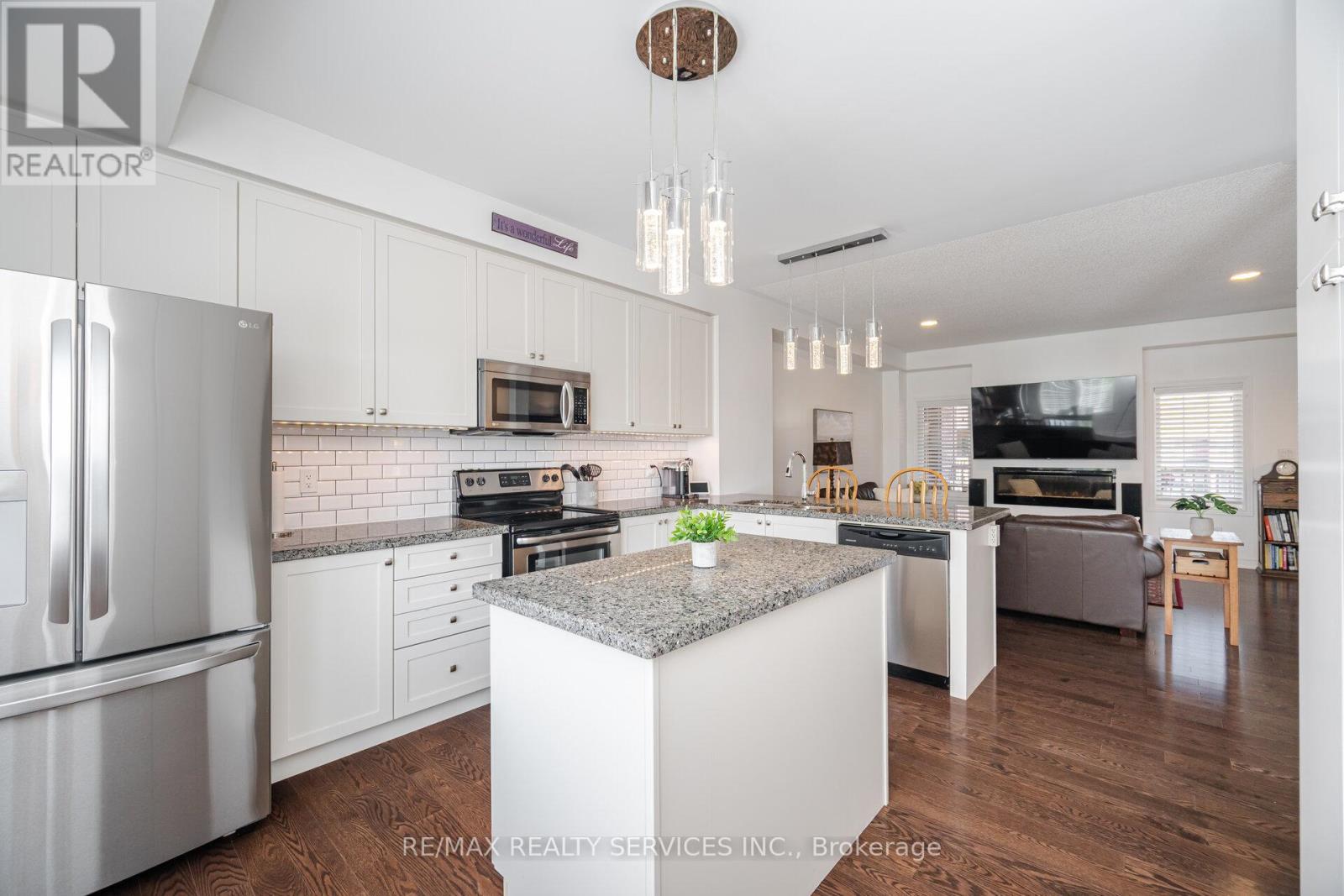 22 Mcdevitt Lane, Caledon, Ontario  L7C 3S2 - Photo 15 - W13010252