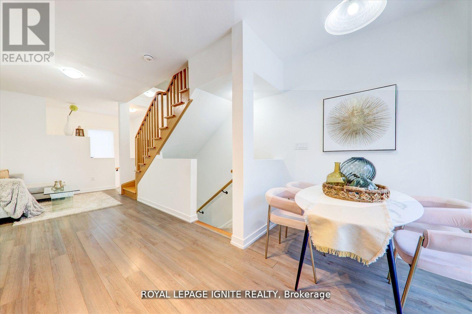 167 Downsview Park Boulevard, Toronto, Ontario  M3K 0C8 - Photo 10 - W13010254