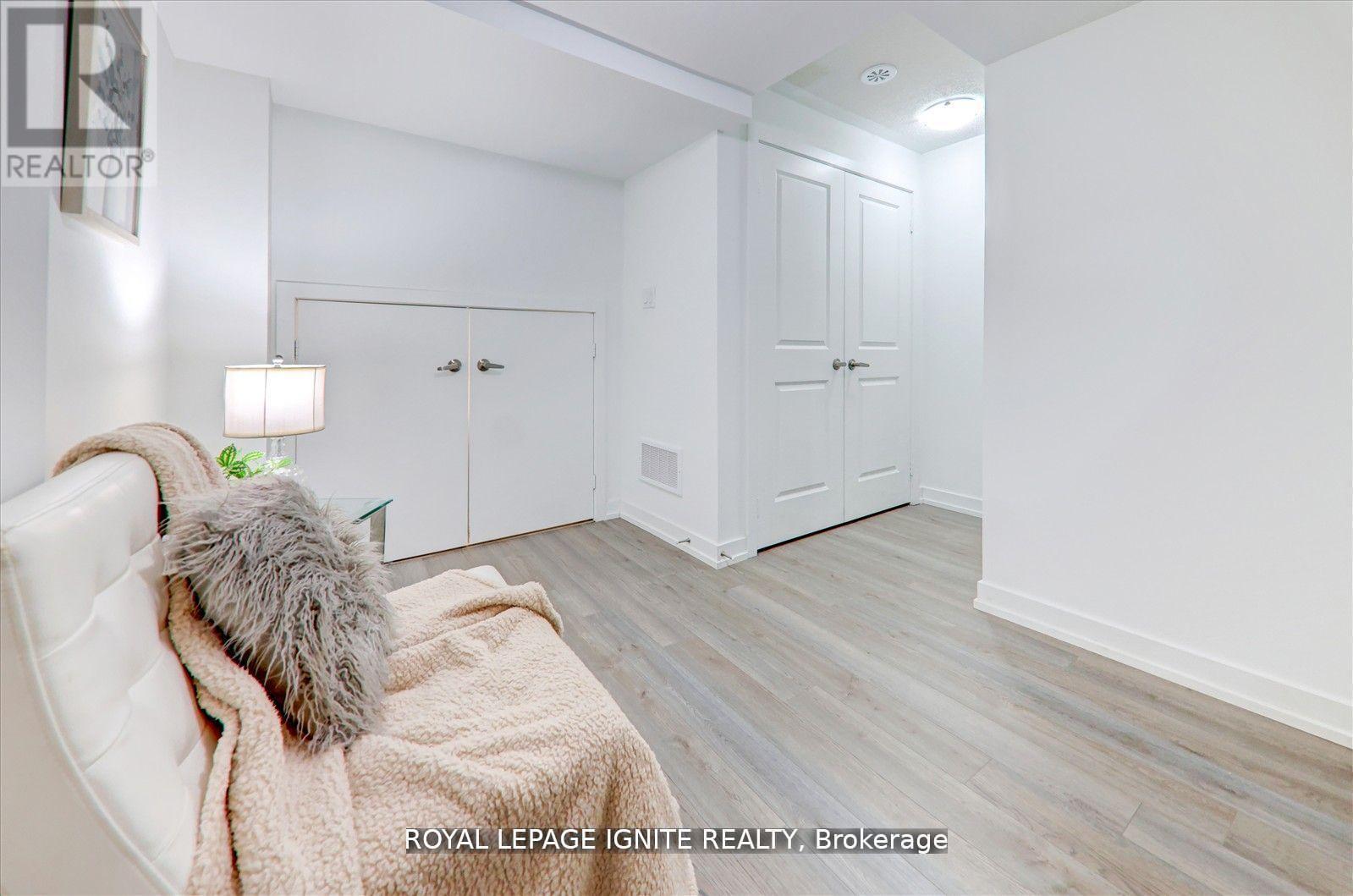 167 Downsview Park Boulevard, Toronto, Ontario  M3K 0C8 - Photo 29 - W13010254