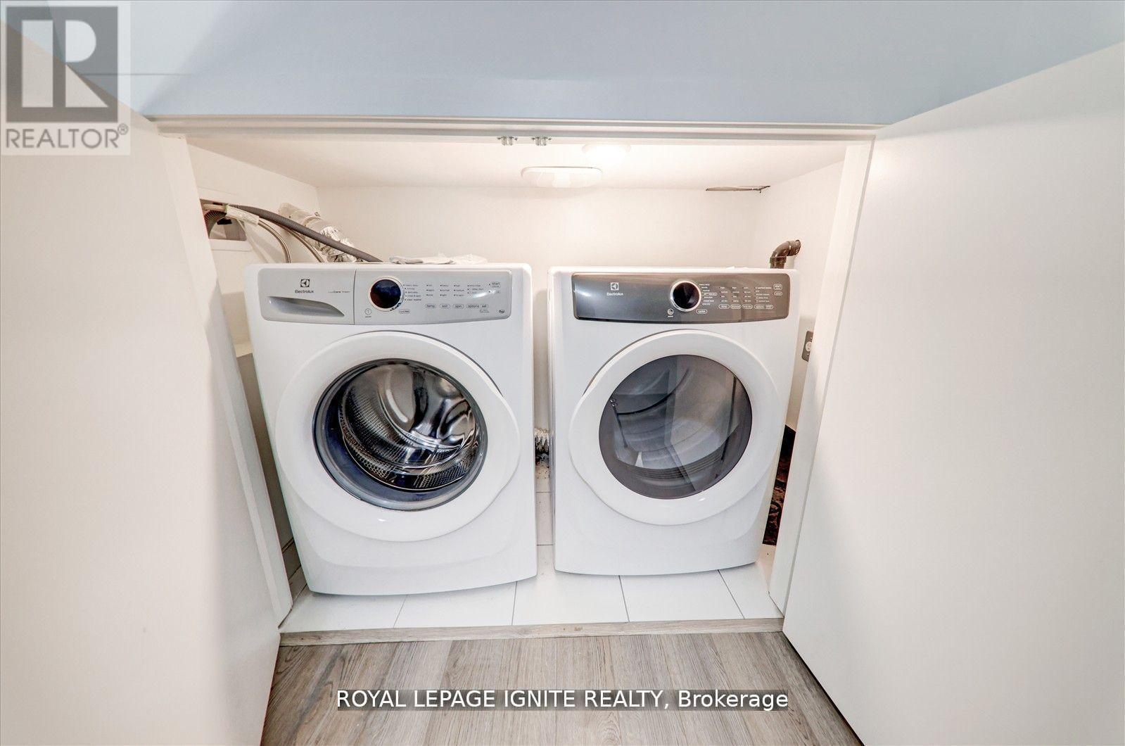 167 Downsview Park Boulevard, Toronto, Ontario  M3K 0C8 - Photo 31 - W13010254