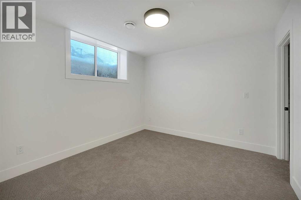 2413 25 Avenue Nw, Calgary, Alberta  T2M 2C6 - Photo 39 - A2286319