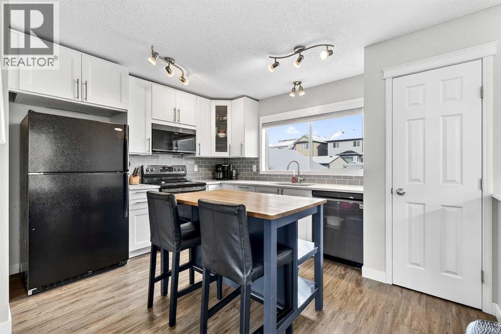 586 Evermeadow Road Sw, Calgary, Alberta  T2Y 4W9 - Photo 14 - A2300518